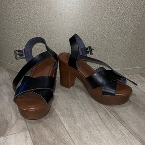 Wood Chunk Heel- Size 7 - Worn Once